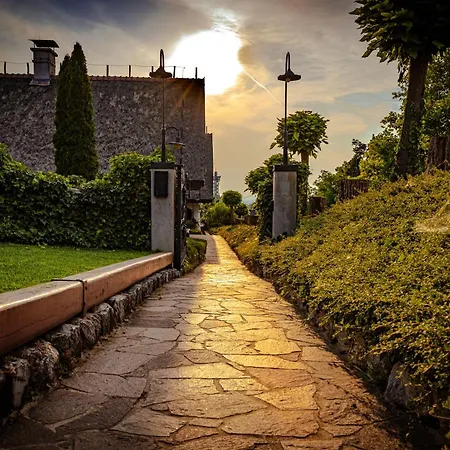 Kmecka Hiska - Hisa Vina Cuk Vikendica