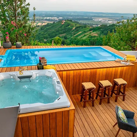 Kmecka Hiska - Hisa Vina Cuk Lendava