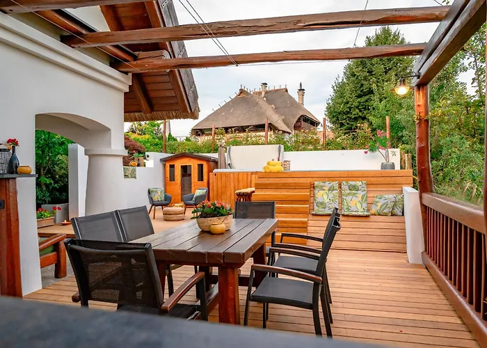 Kmecka Hiska - Hisa Vina Cuk Vakantiehuis Lendava